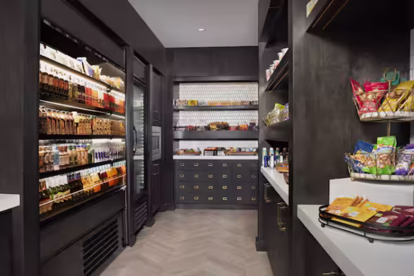 dcadchh-dc-capitol-hilton-pantry2